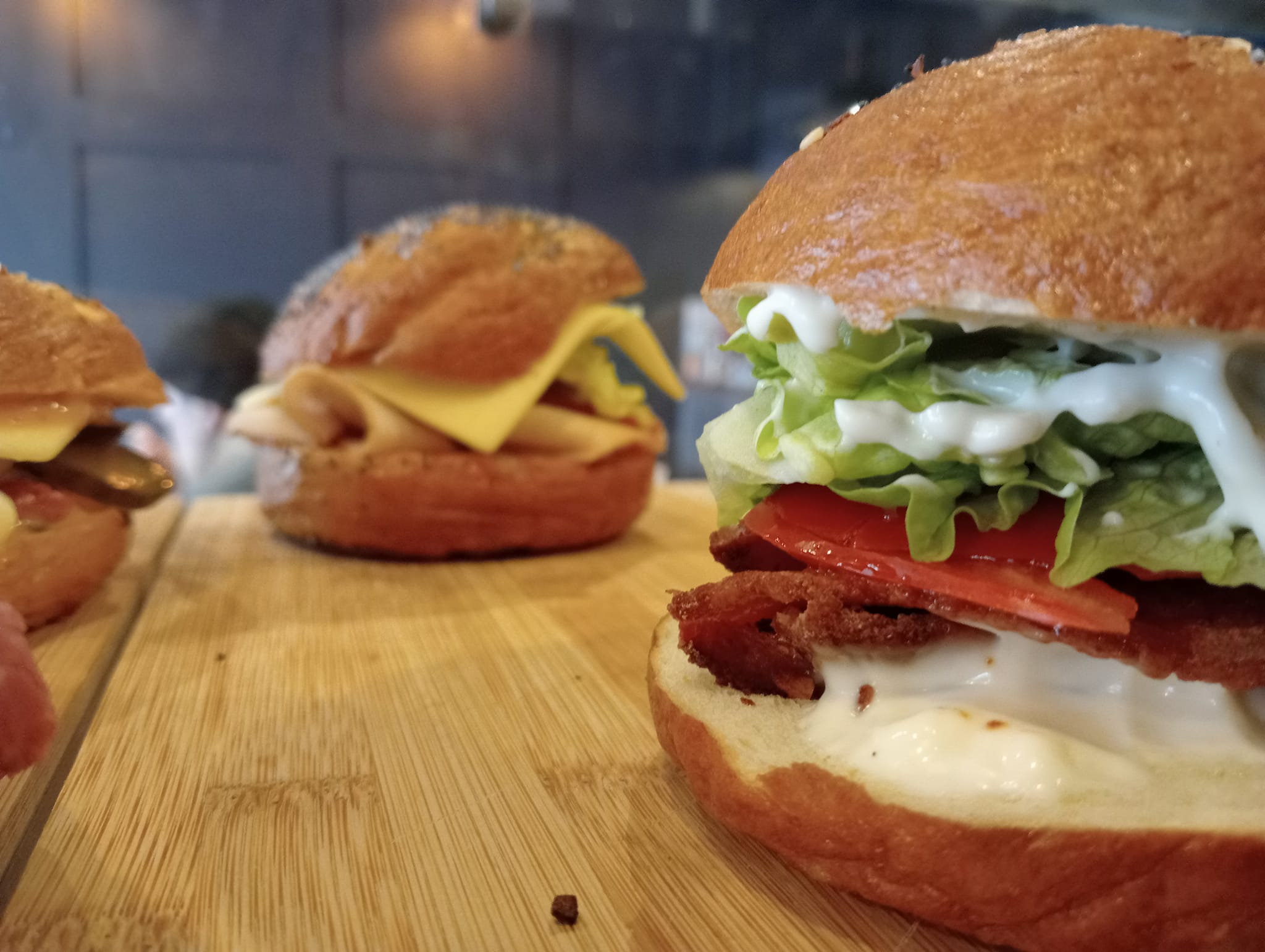 THE NEW BRIGHTON GEM SERVING 'THE BEST' BAGELS & SOURDOUGH PIZZA! La
